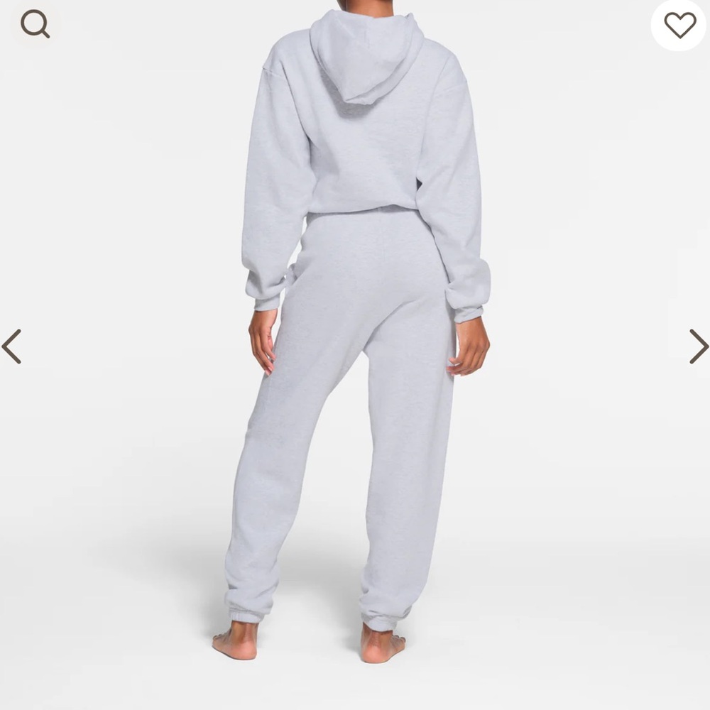 SKIMS Heather Grey Sweatpants Women’s Cotton Fleece Jogger
